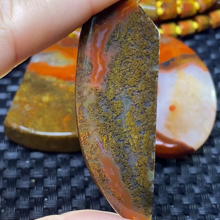 玛瑙/玉髓颈饰未镶嵌