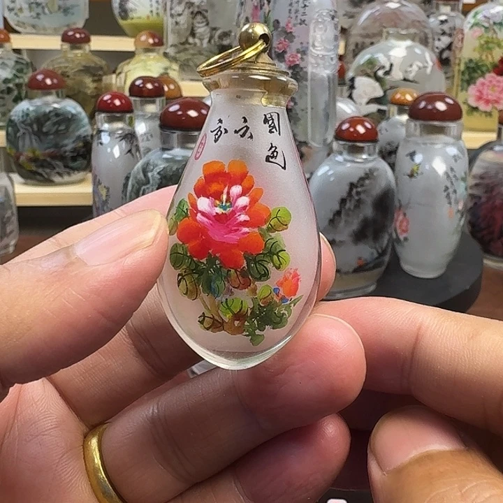 鼻烟壶手工绘绘工艺品