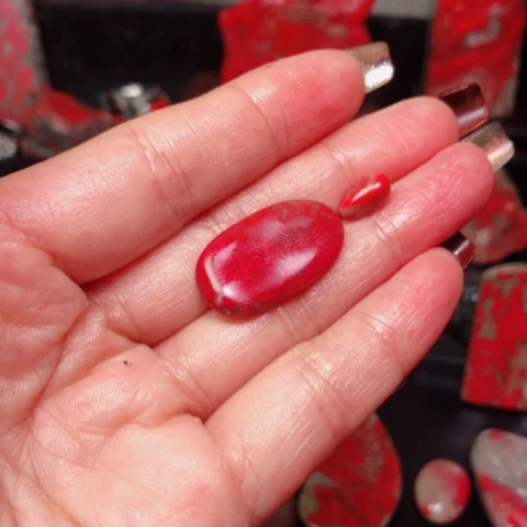 昌化鸡血石爱***?昌化鸡血石挂件