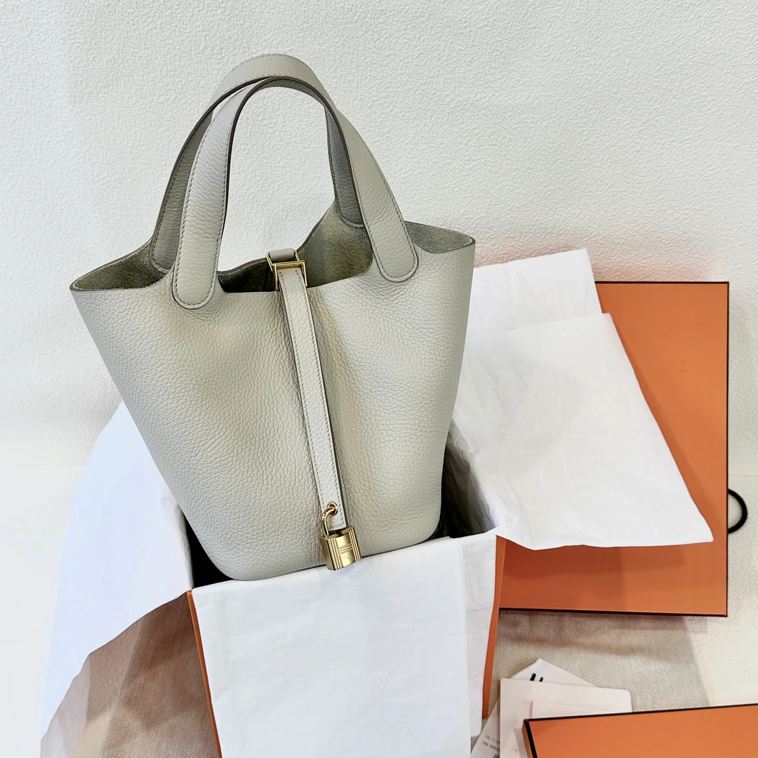 99新 Hermes/爱马仕 99新Hermes爱马仕菜篮子18冰川白金扣U刻