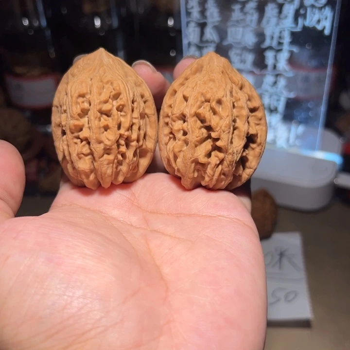 把件文玩核桃大孤石练手对全品