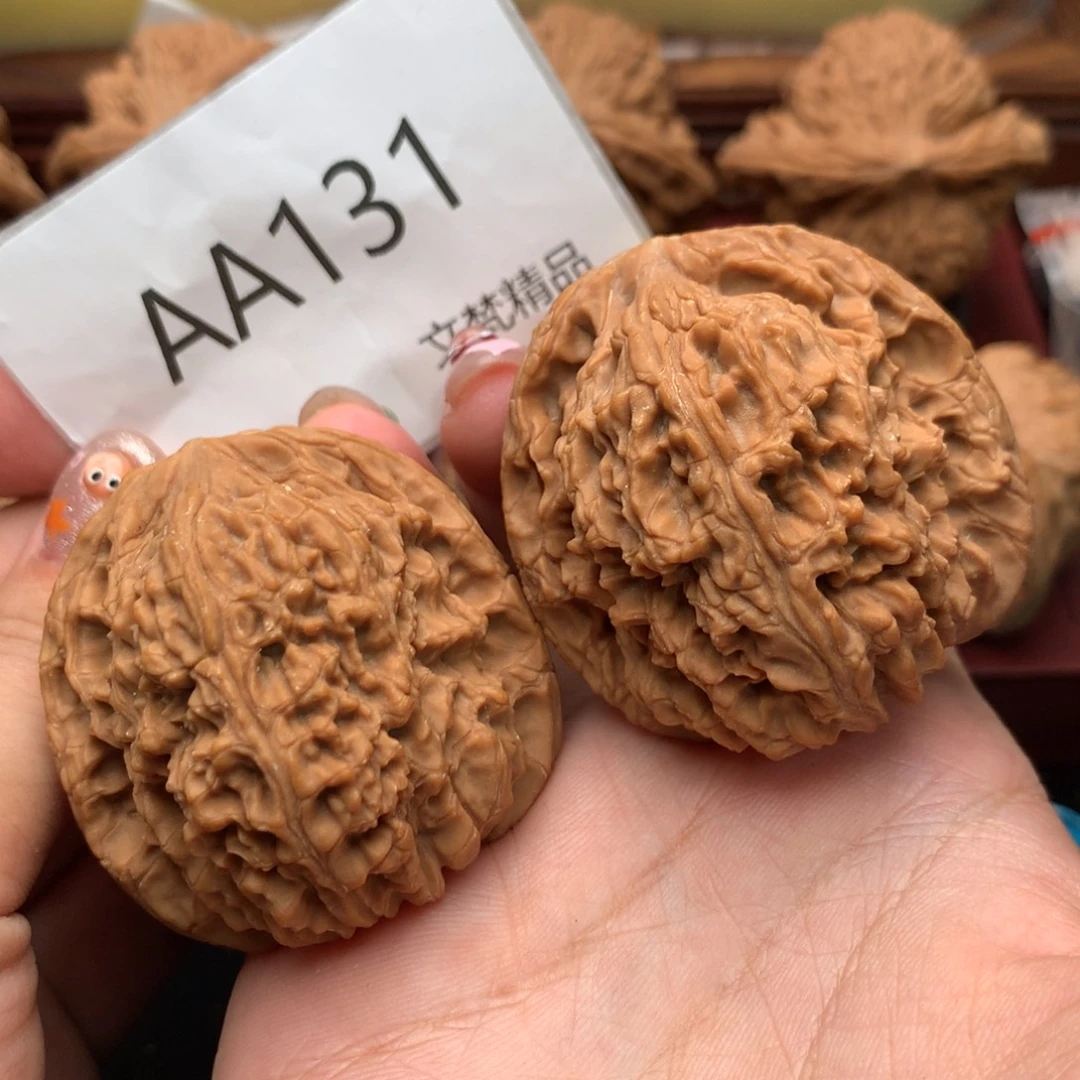 把件文玩核桃全品南疆石43全家福