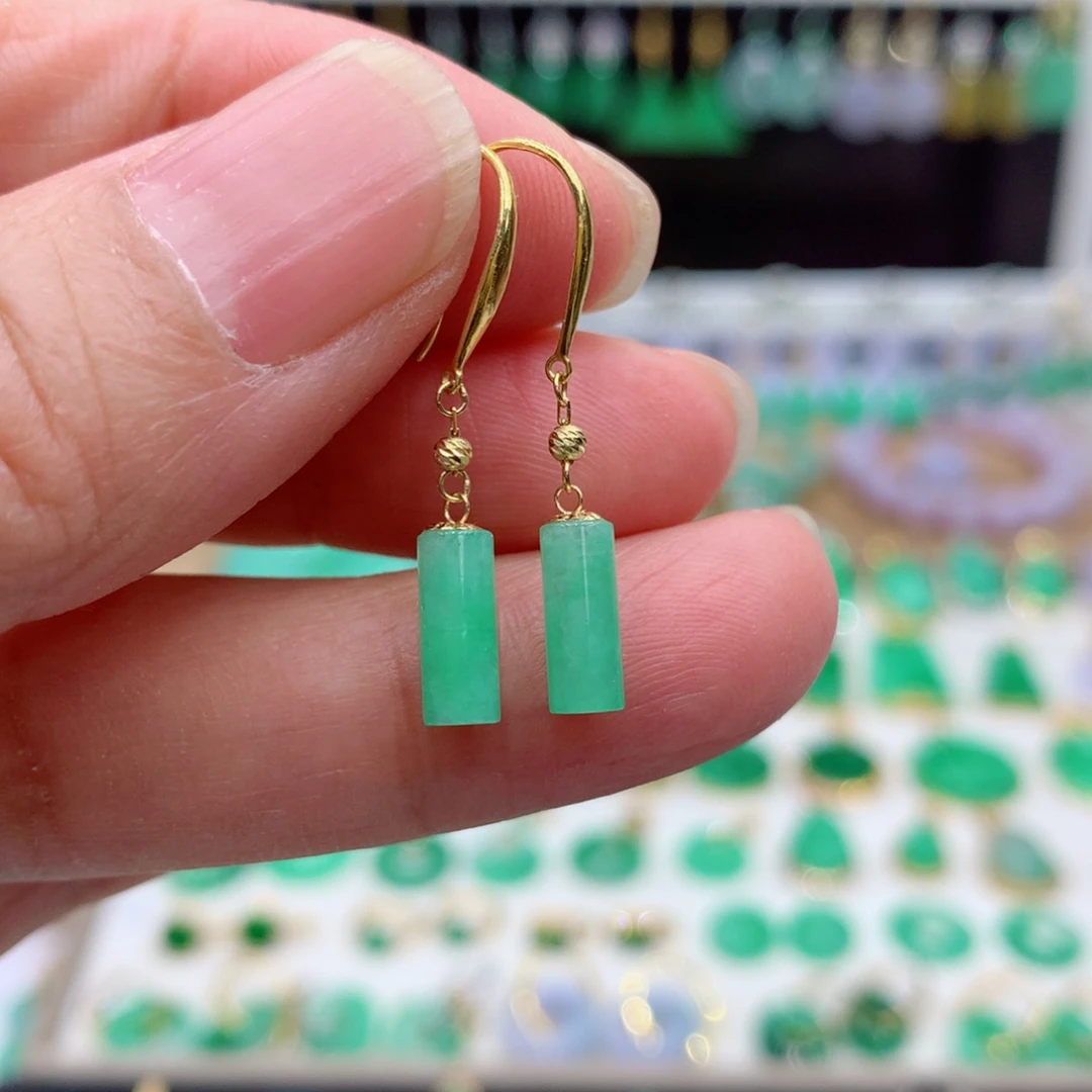 翡翠18K金镶嵌耳饰