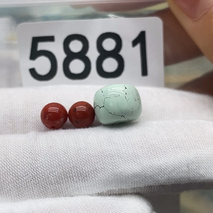 南红玛瑙未镶嵌颈饰