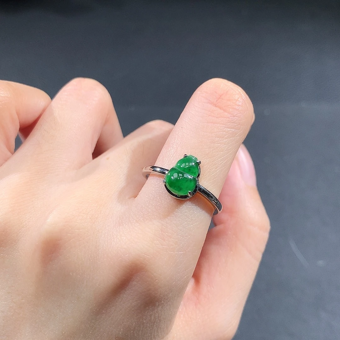未镶嵌戒指翡翠翡翠