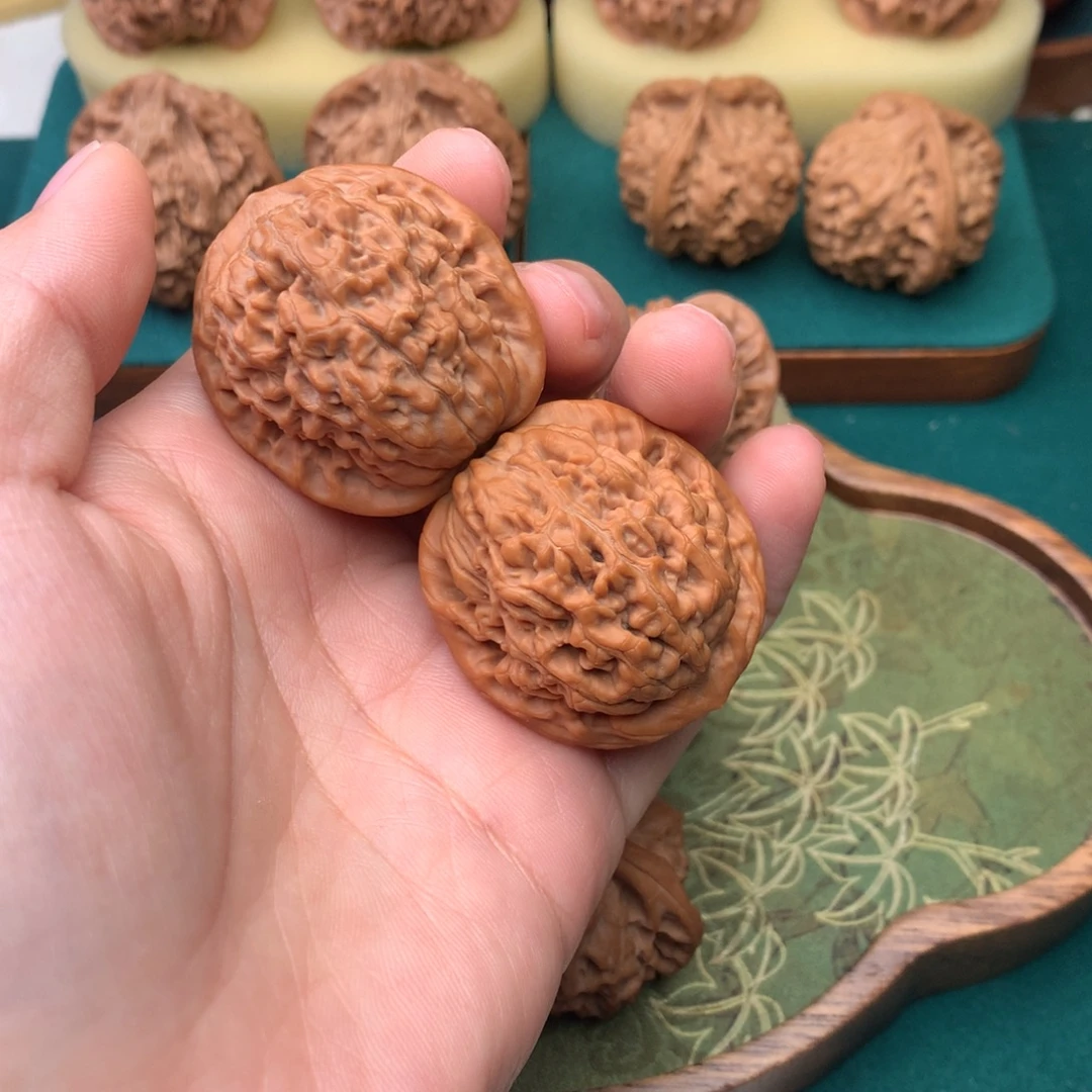 ****️文玩核桃把件核桃
