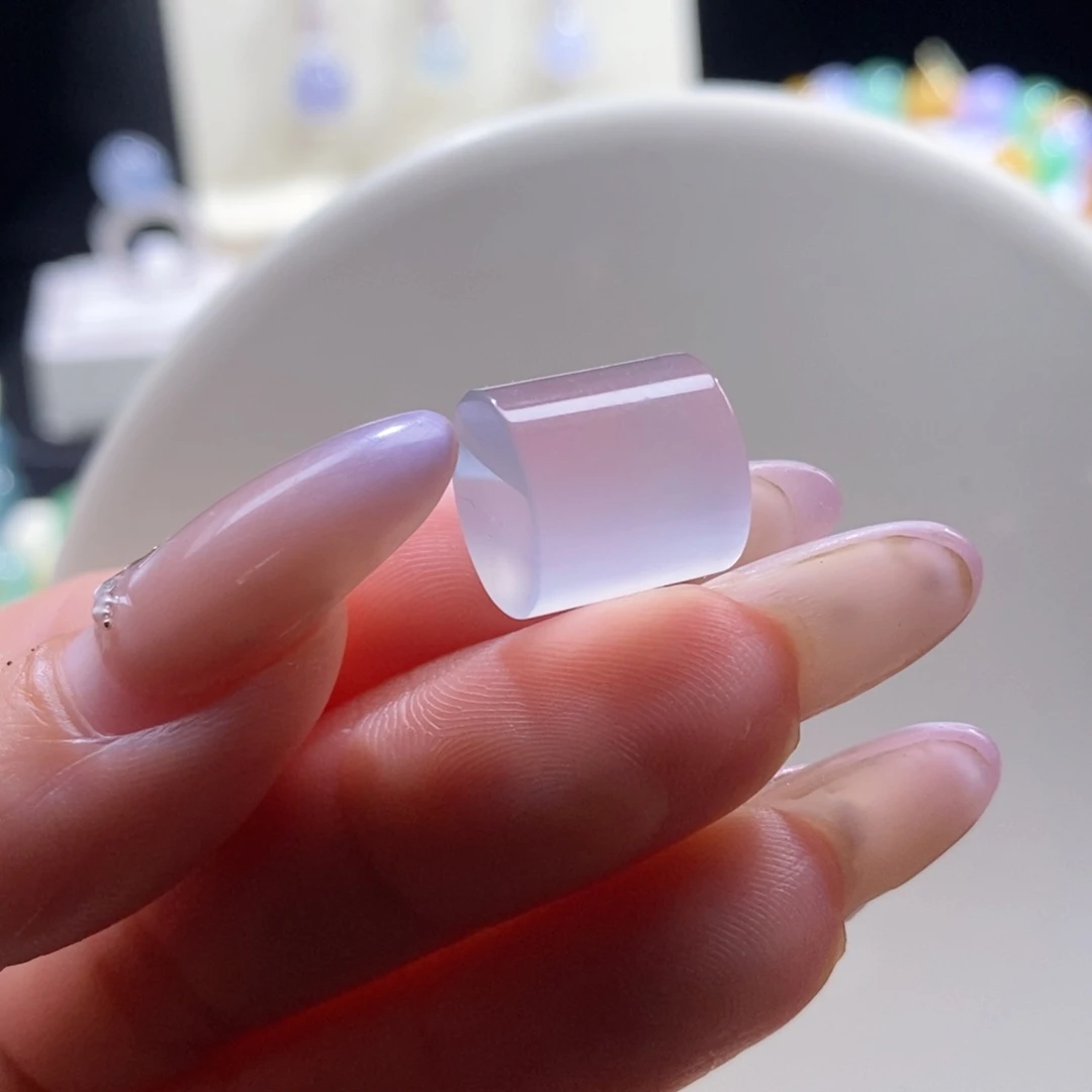 翡翠未镶嵌颈饰翡翠高冰白月光桶珠