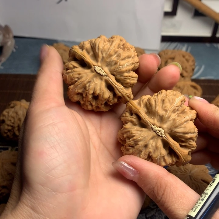 吊坠文玩核桃S****n粗筋