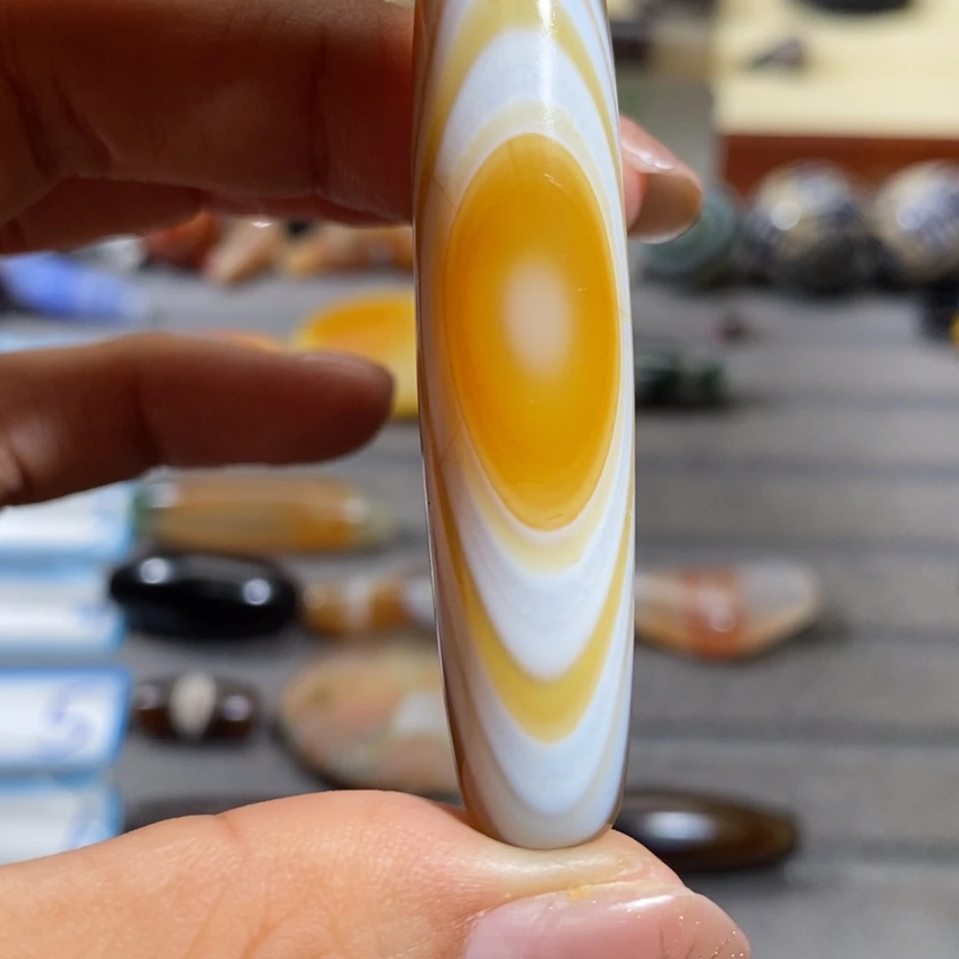 淇***左合金颈饰玛瑙/玉髓