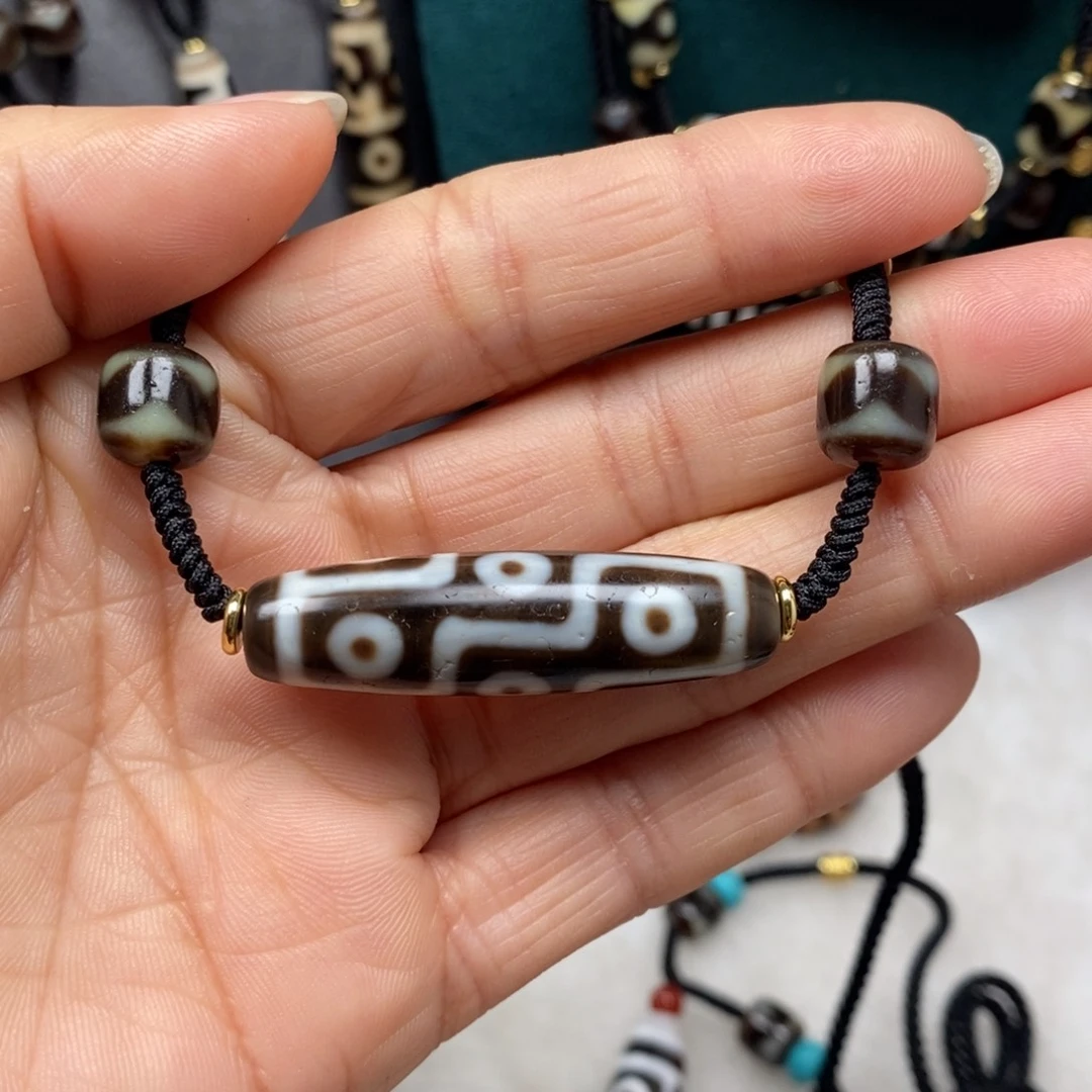 玛瑙/玉髓颈饰合金