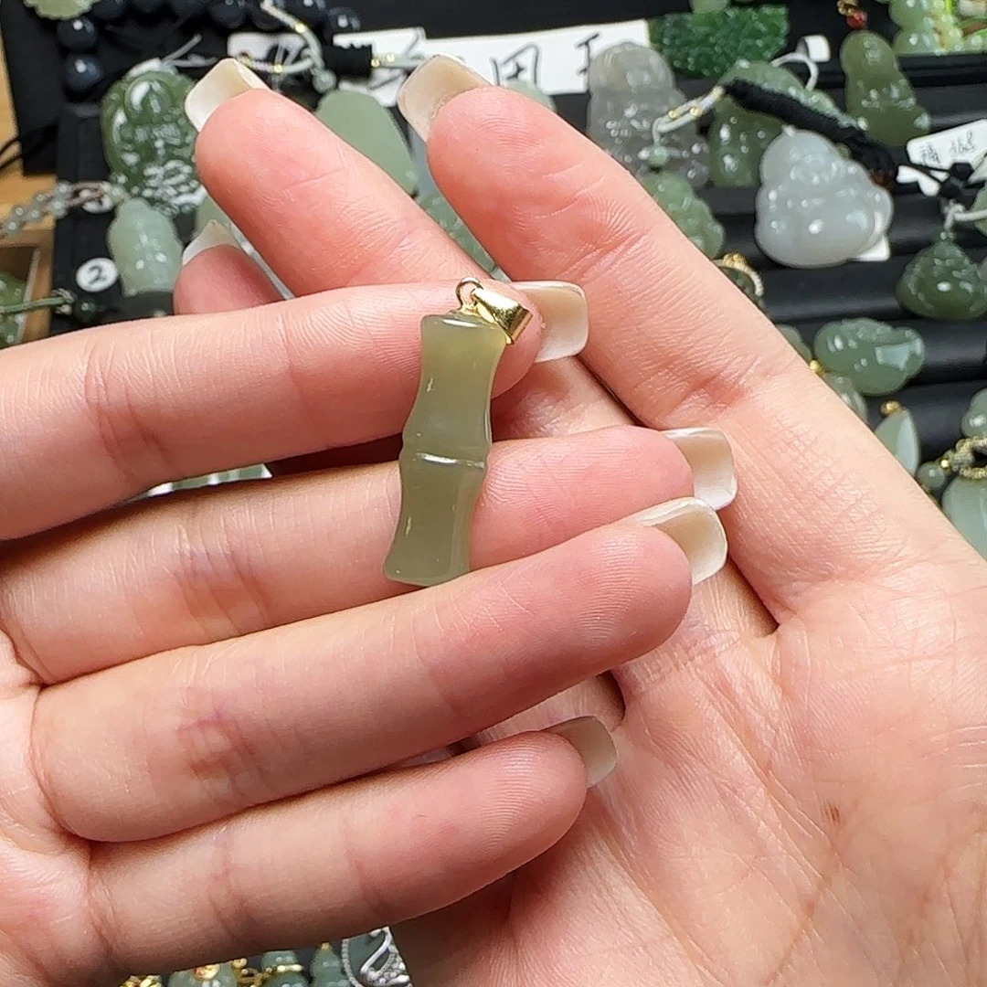 颈饰银S925镶嵌和田玉