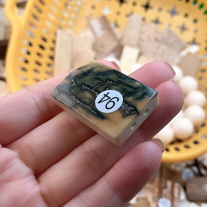 泥塑不打孔联系客服