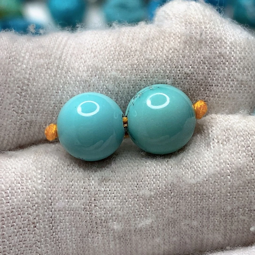 绿松石未镶嵌天然原矿 地大质检9.3mm