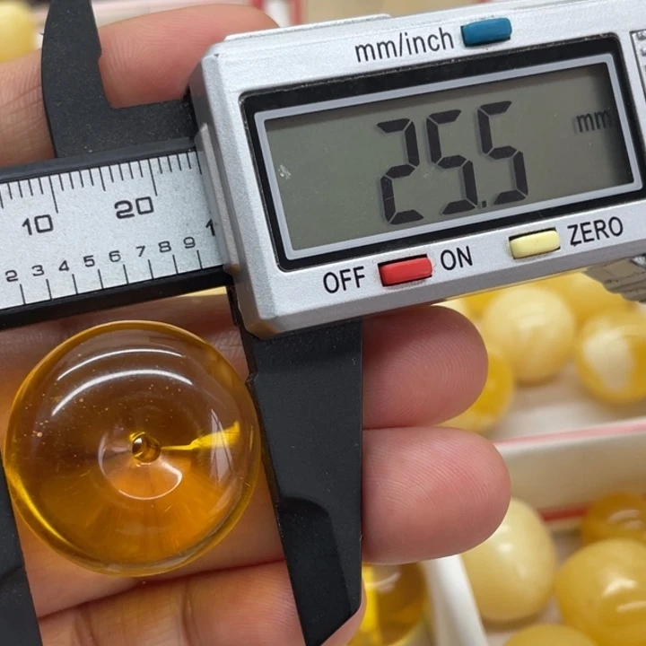 未镶嵌琥珀裸石蜜蜡