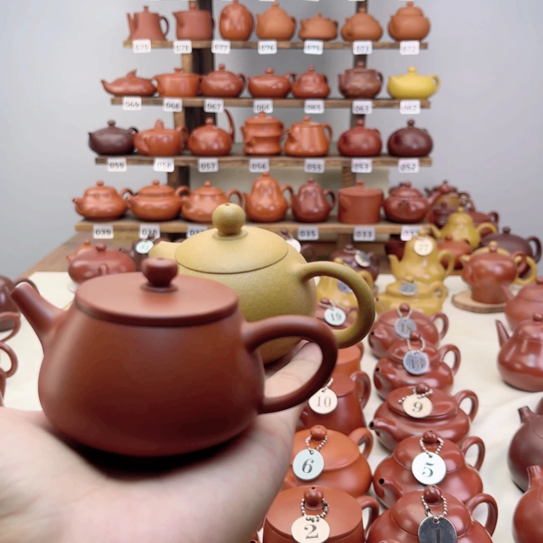 好***汉茶壶紫砂黄，西施80，小石瓢100