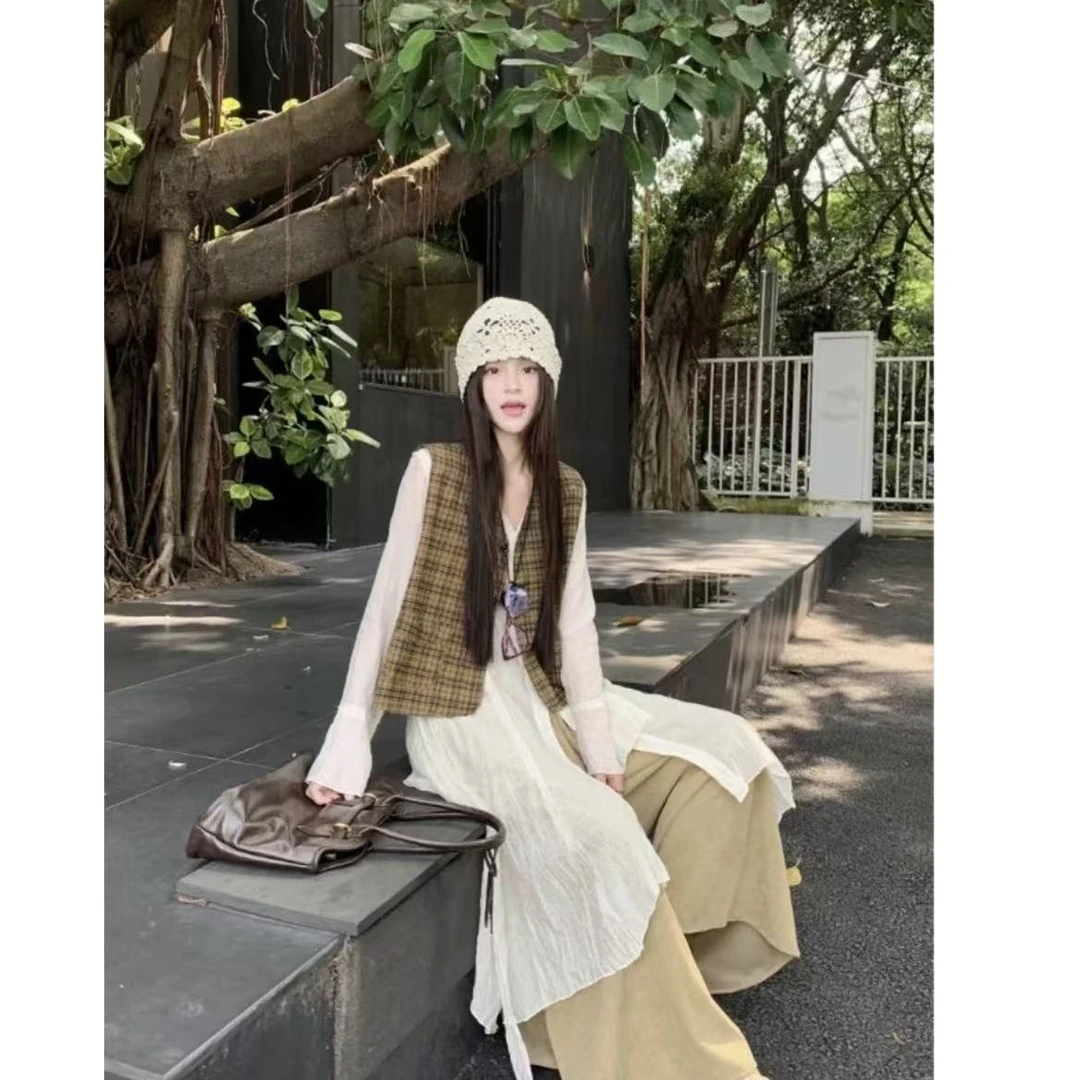 时尚套装女不规则褶皱衬衫叠穿格子马甲上衣早秋宽松休闲裤三件套