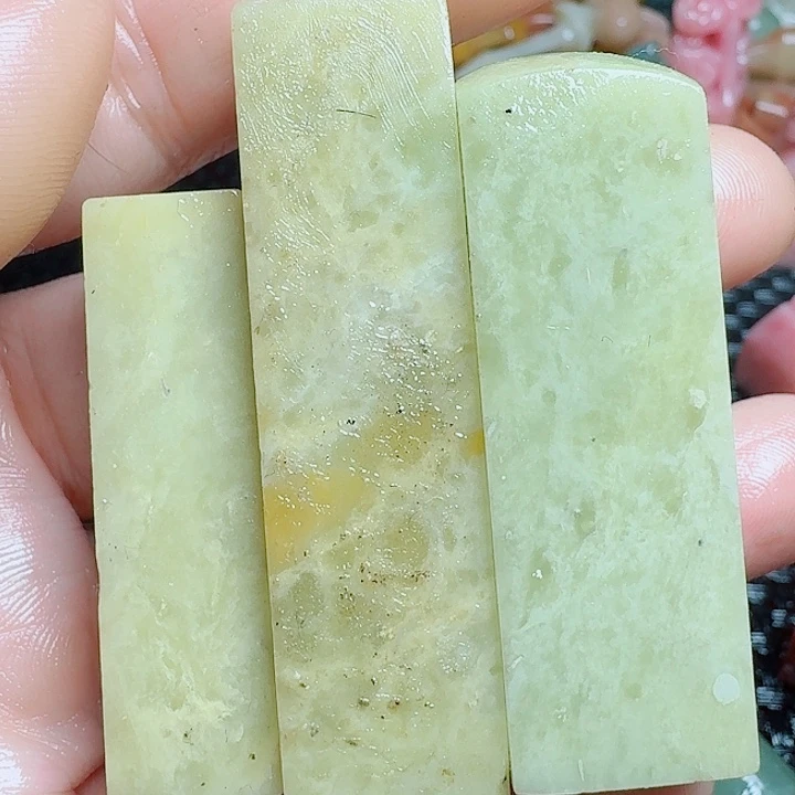 老挝石真真正正章