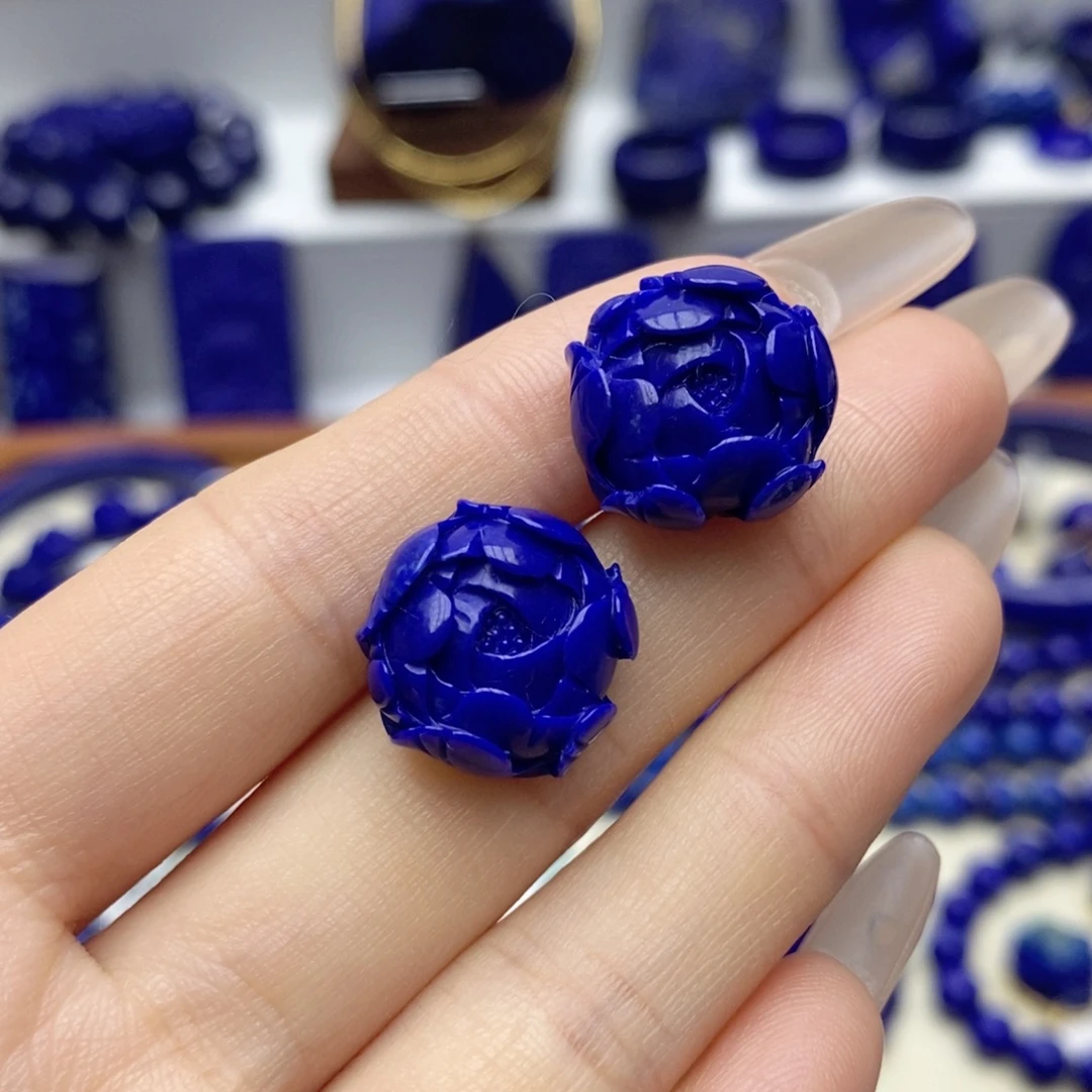 青金石未镶嵌耳饰