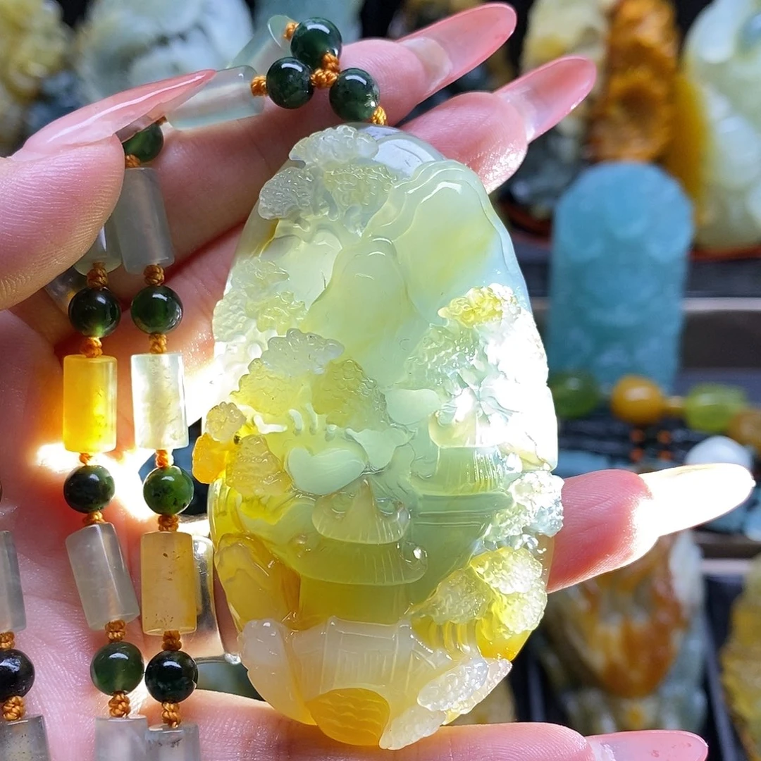 蛇纹石玉未镶嵌颈饰