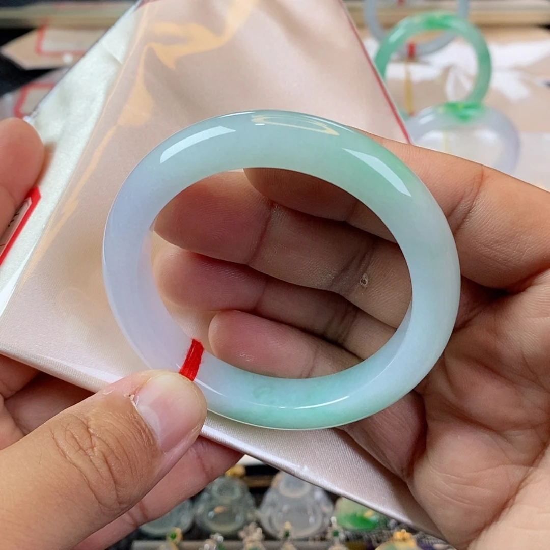 【闪购商品】未镶嵌手镯翡翠