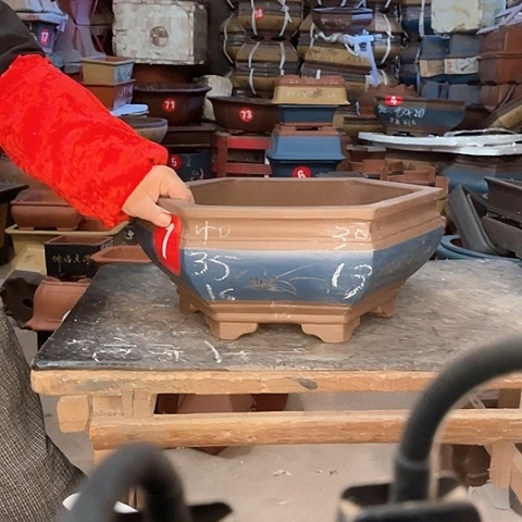 紫砂花盆六方盆一只