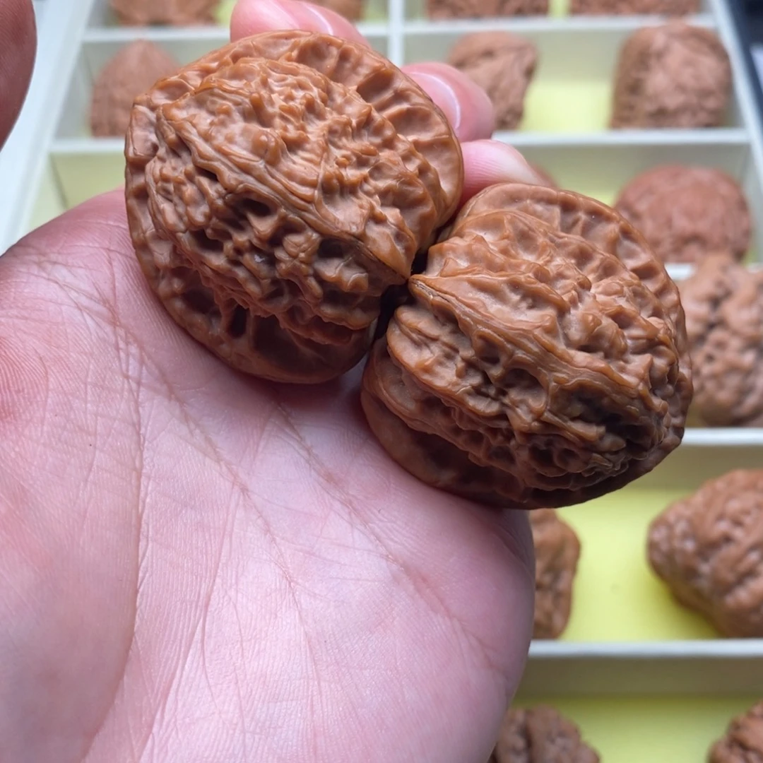 越***.手串/手链核桃40尺三角白红皮全品