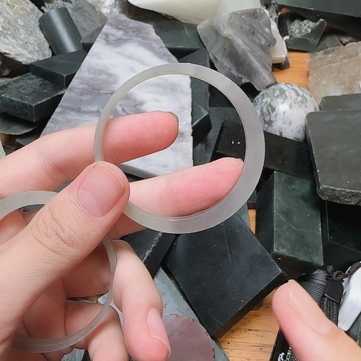 未镶嵌和田玉（糖玉）珠宝半成品