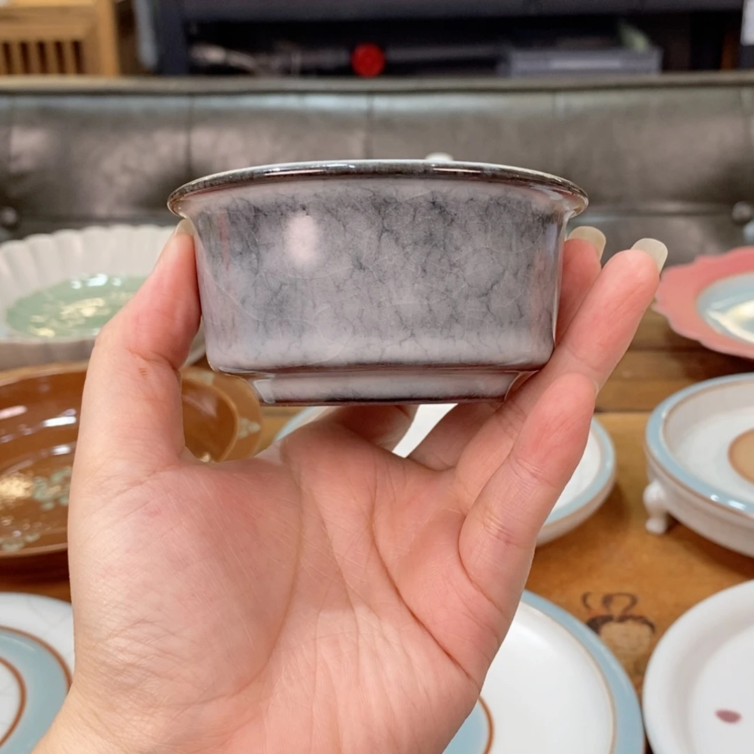 铁胎月白开片马蹄杯 素面