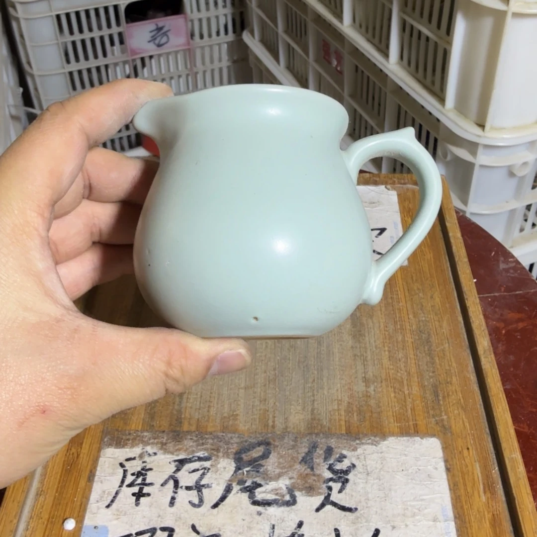微瑕疵介意勿拍陶瓷器皿B014针眼介意勿拍陶瓷