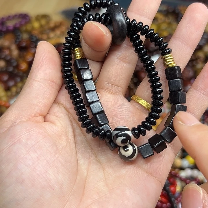 维腊木（绿檀）无事牌