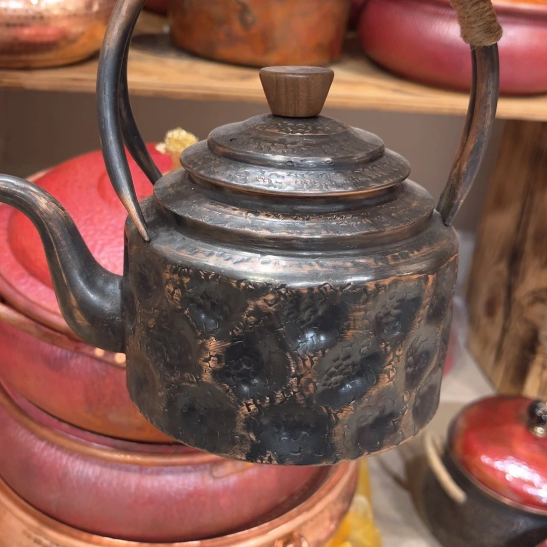 复古1升壶手工锻打工艺