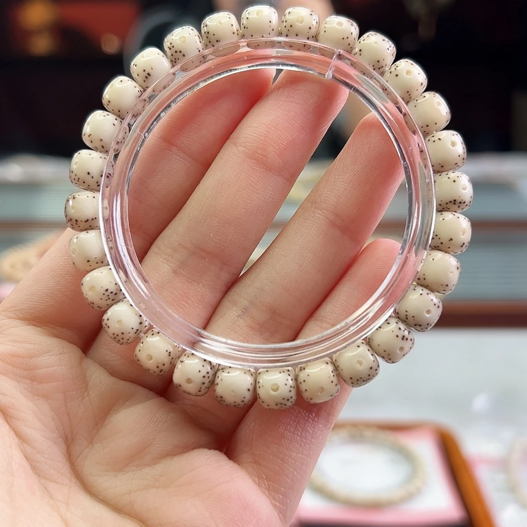 手串星月菩提Fqh8*7玉化料 通体留白 细小星