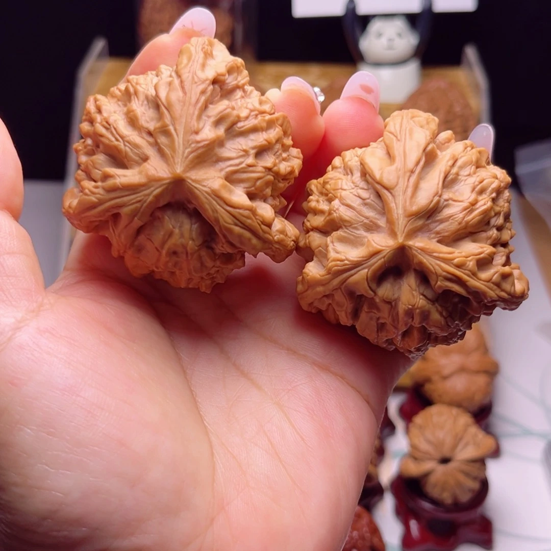 文玩核桃吊坠龙鼎拼接三棱