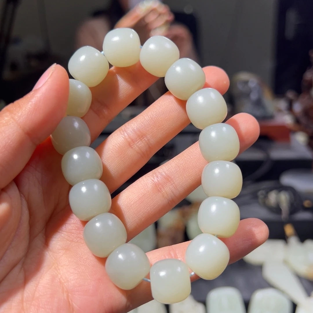 和田玉未镶嵌颈饰用****4