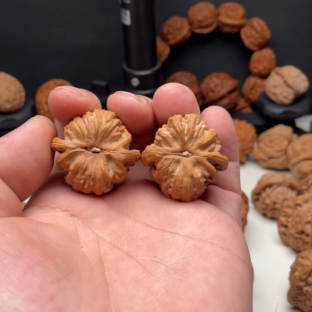 我***跑吊坠文玩核桃狮子头 35