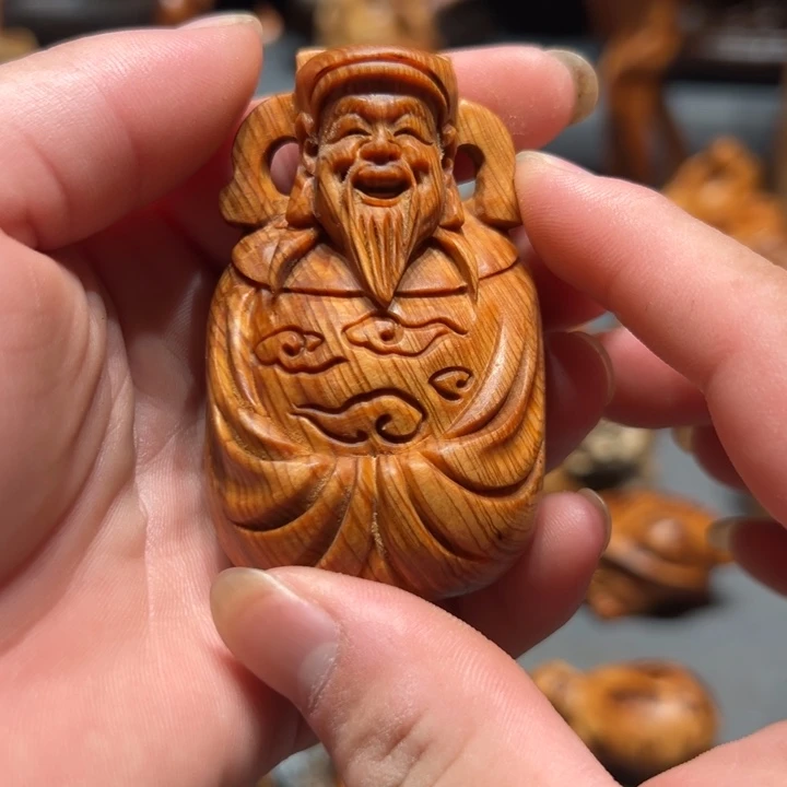 柏木（崖柏）点点关注