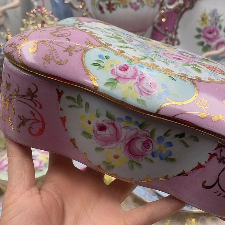 陶瓷微瑕手绘首饰盒