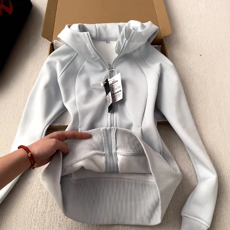 女士初秋外套女新款正肩收腰上衣高级感韩系小个子巨好看卫衣