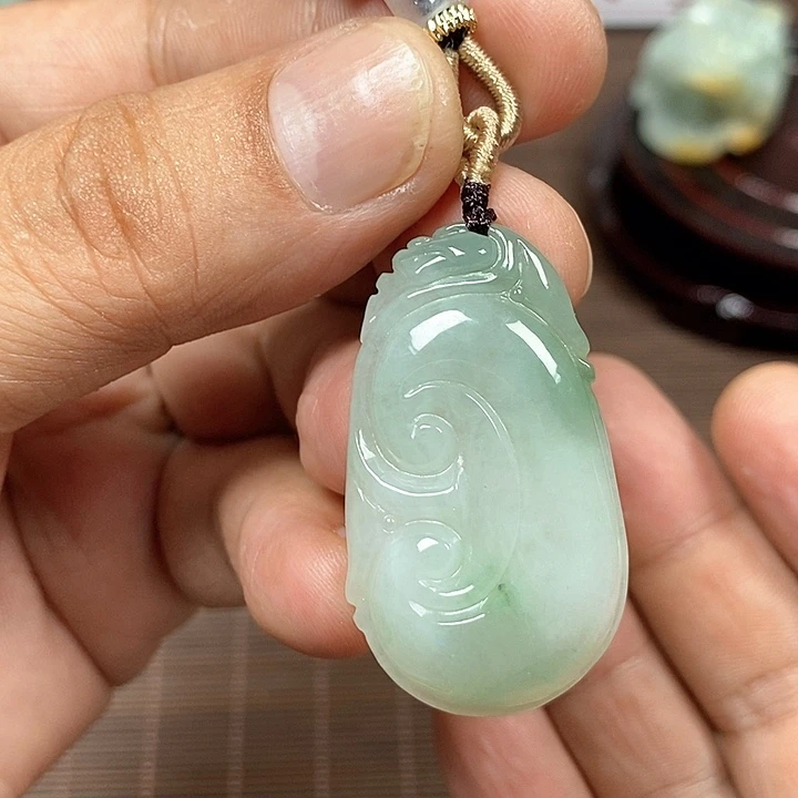 颈饰未镶嵌翡翠天然翡翠玉A货配证书