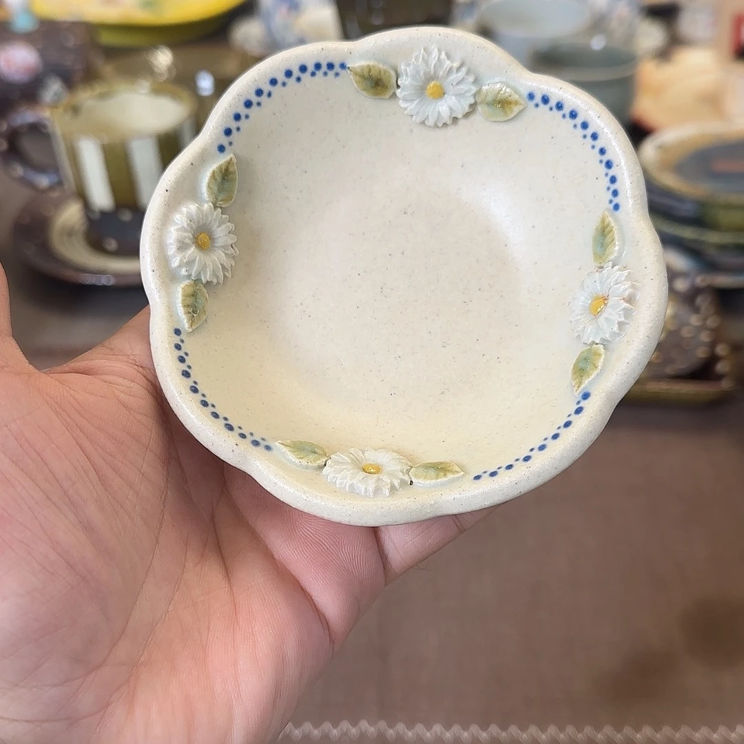 咕***滴茶盏在家里面玩啊哈哈不