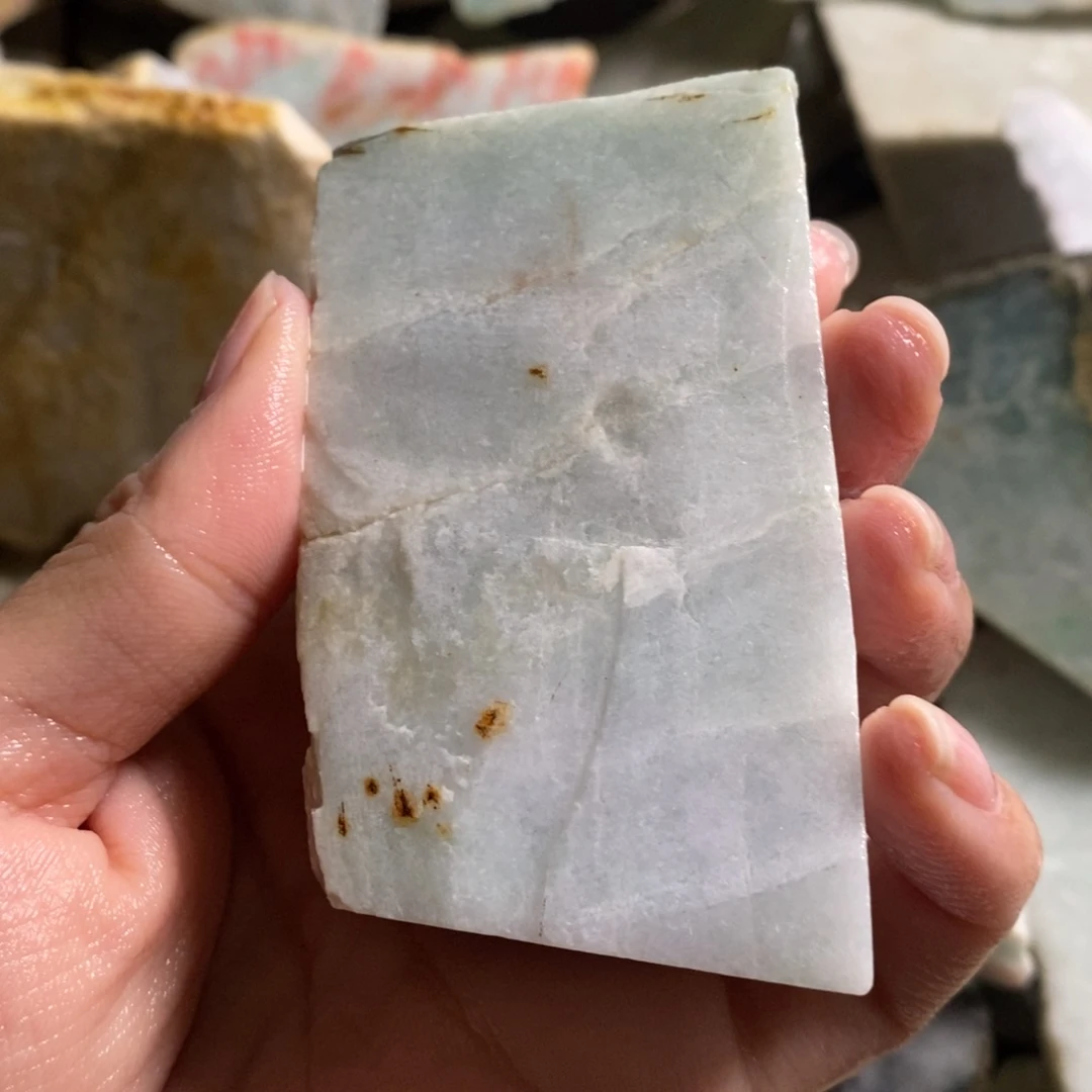 颈饰未镶嵌翡翠天然