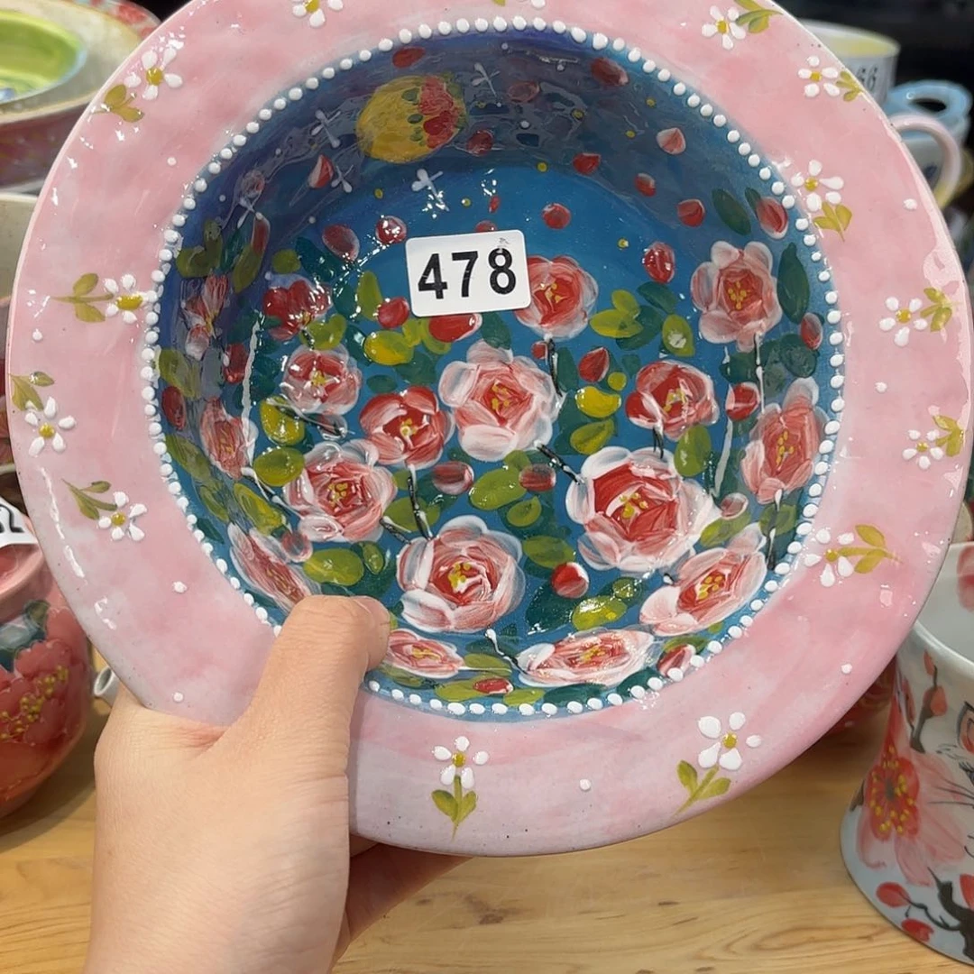 瓷片兔兔哈哈好可爱哦