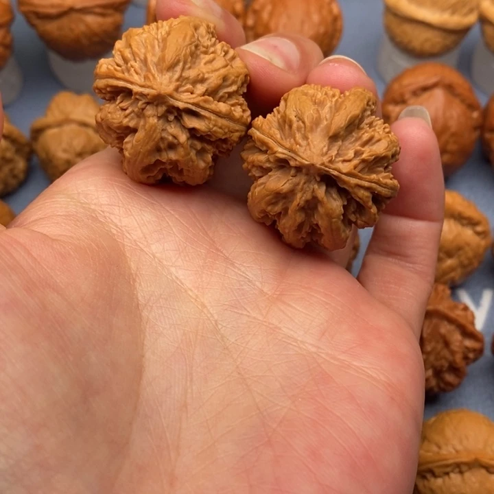 文玩核桃把件京八棱