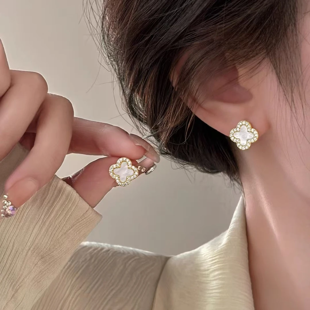 铜合金耳饰 S925银针四叶草耳钉轻奢高级感气质耳环爆款网红耳环