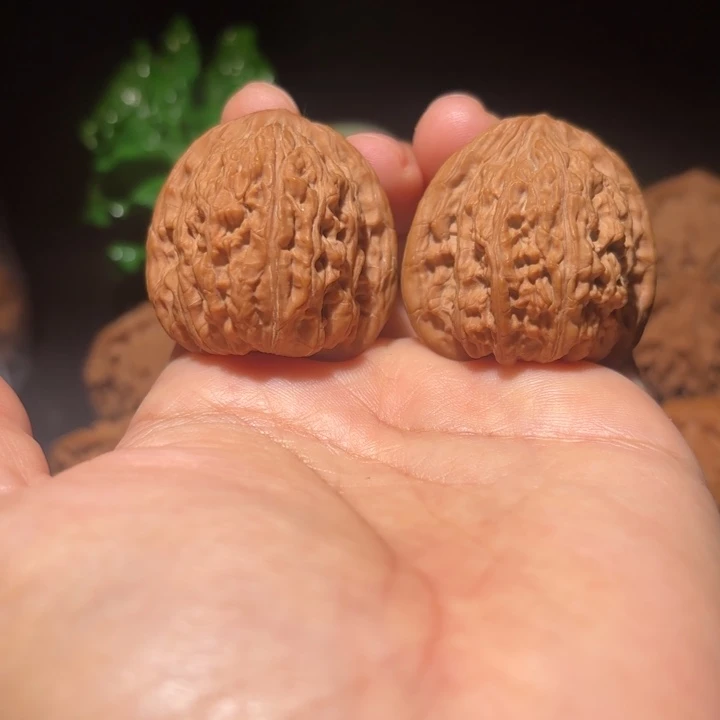 吊坠文玩核桃文玩核桃吊坠密文37