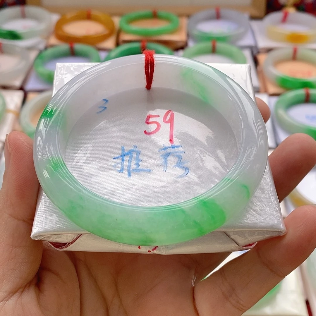 翡翠手镯未镶嵌3号