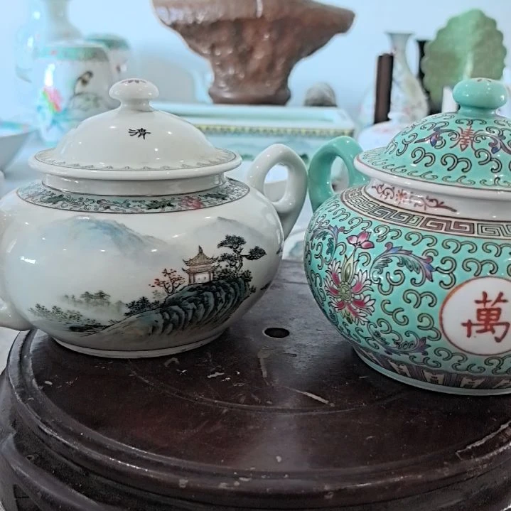 杯子韭**子当代景德镇市陶瓷工艺品