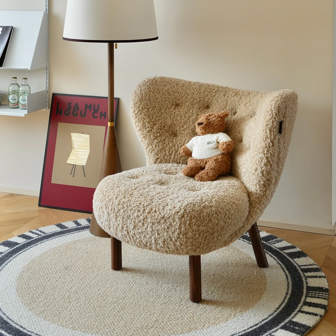 羊羔毛单人沙发椅设计师侘寂风实木小佩特拉法式休闲懒人单椅沙发