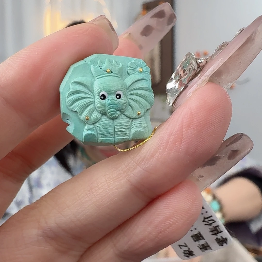 绿松石未镶嵌珠宝奇石