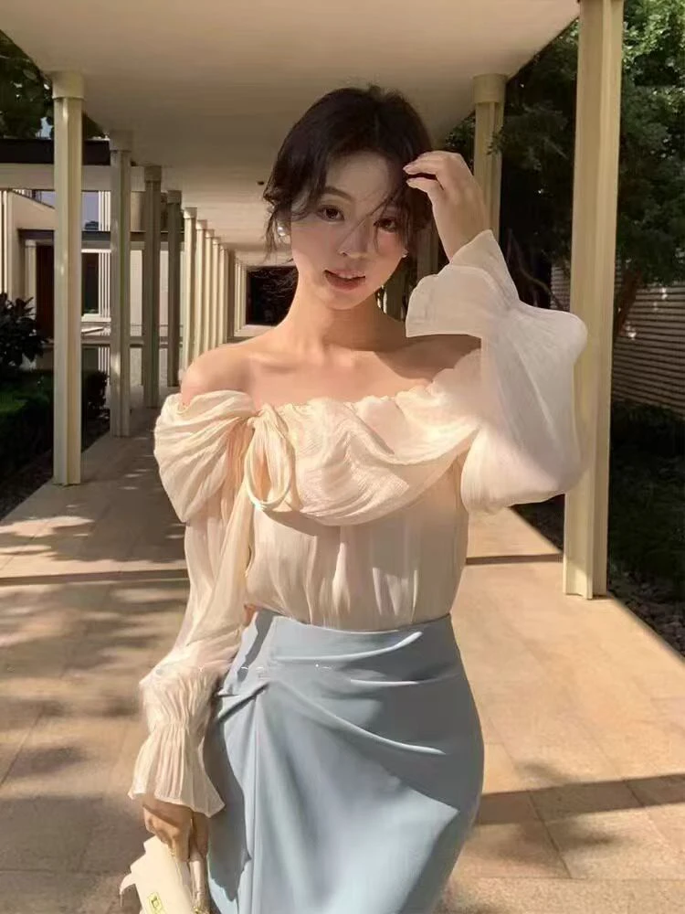 2025早春季新款纯欲风一字肩系带衬衫女高级感喇叭长袖上衣
